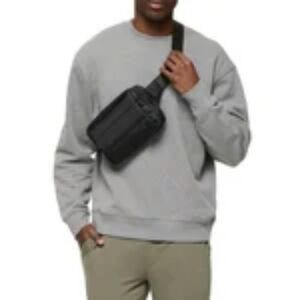 Lolë Unisex Handwarmer Belt Bag